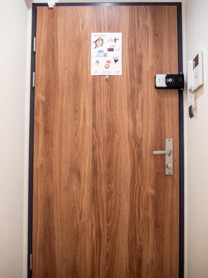 Brick House Premium Apartment