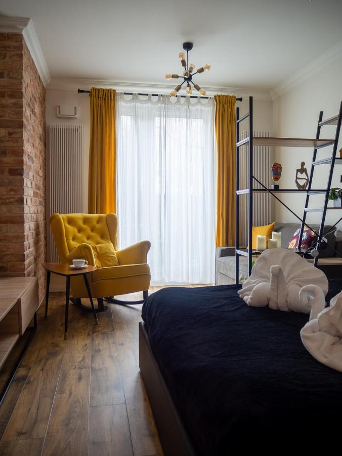 Apartment Brick House Premium *